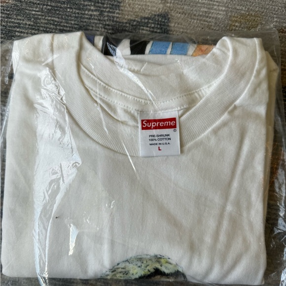 Supreme FW17 Kiss Tee - Picture 4 of 4